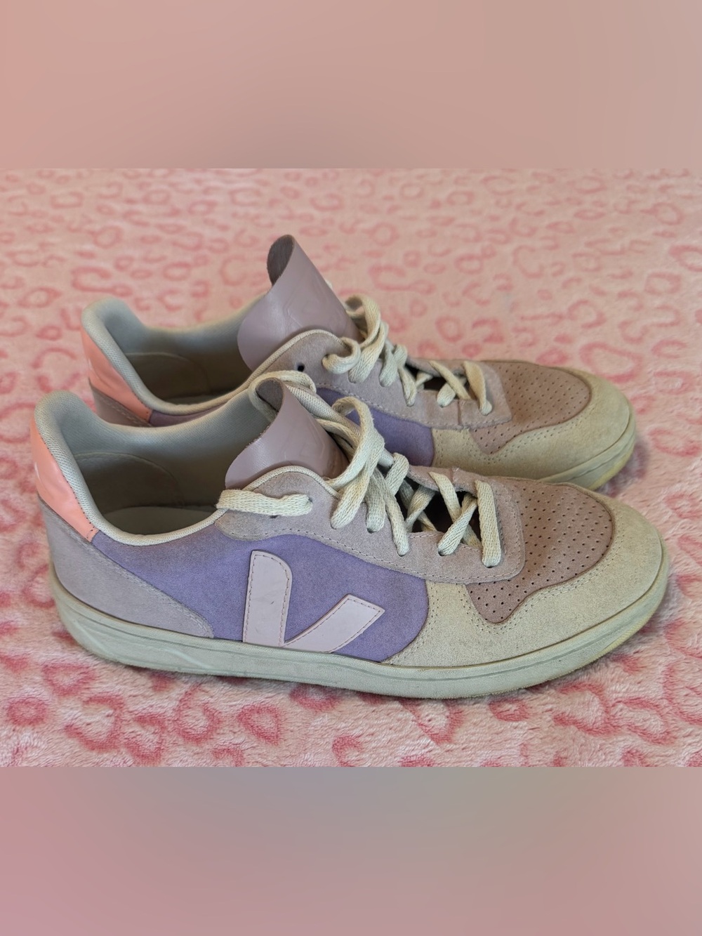 Veja V-10 Women’s Pink and Purple Sneakers
Size: 8.5 - Picture 4 of 12